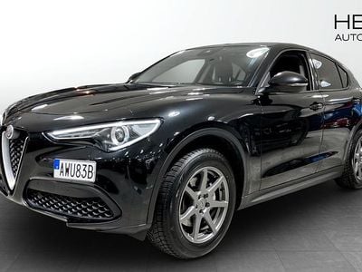 Svart Begagnad 2019 Alfa Romeo Stelvio SUV | 289 900 kr (Marknadspris)