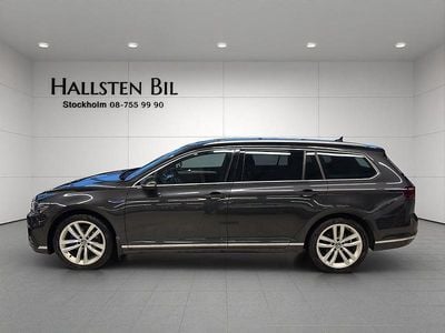 Mörkgrå Begagnad 2020 VW Passat GTE Kombi | 189 000 kr (Marknadspris)