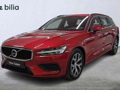 Begagnad Volvo V60 Core 163 HK (119 kW) 2023 Röd Kombi