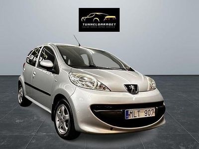 Grå Begagnad 2007 Peugeot 107 Halvkombi | 25 900 kr (Marknadspris)