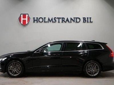 Svart Begagnad 2024 Volvo V60 Core Kombi | 389 900 kr (Marknadspris)