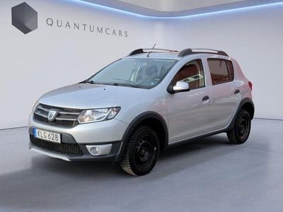 Begagnad Dacia Sandero Stepway 90 HK (66 kW) 2014 Silver SUV
