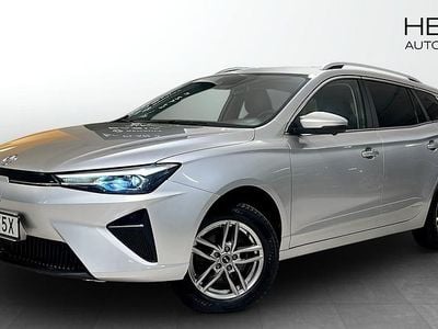 Grå Begagnad 2023 MG MG5 EV Kombi | 214 900 kr (Marknadspris)