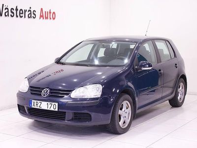 Mörkblå Begagnad 2006 VW Golf V Halvkombi | 34 900 kr (Marknadspris)