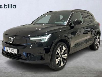 Svart Begagnad 2022 Volvo XC40 Core SUV | 334 900 kr