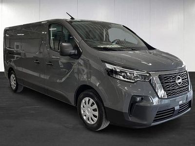 Grå Ny 2025 Nissan Primastar N-Connecta Minibuss | 377 231 kr