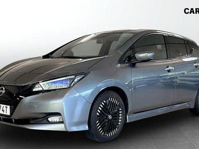 Grå (grey) Begagnad 2023 Nissan Leaf Tekna Halvkombi | 214 900 kr (Marknadspris)