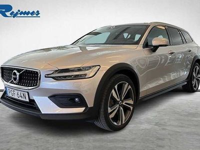 begagnad Volvo V60 CC B4 AWD D Adv NaviP Edt