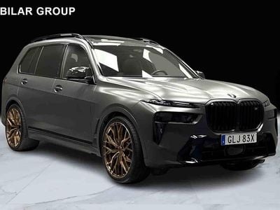 Grå Begagnad 2024 BMW X7 M Sport SUV | 1 349 000 kr