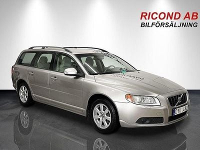 Ljusbrun Begagnad 2007 Volvo V70 Momentum Kombi | 59 900 kr (Lite dyr)