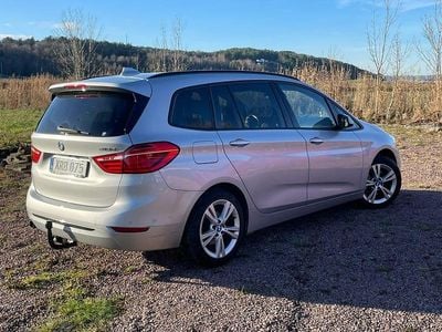 Glacier silver metallic Begagnad 2016 BMW 218 Gran Tourer Sport Line Minibuss | 125 000 kr (Dyr)