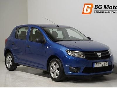 Begagnad Dacia Sandero 90 HK (66 kW) 2015 Blå Halvkombi