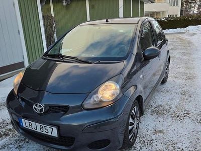 Begagnad 2011 Toyota Aygo Halvkombi | 29 000 kr (Lite dyr)