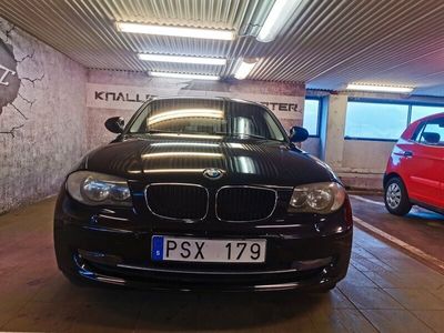 begagnad BMW 116 i 5-dörrars Comfort Euro 5, NY Besiktigad, Servad