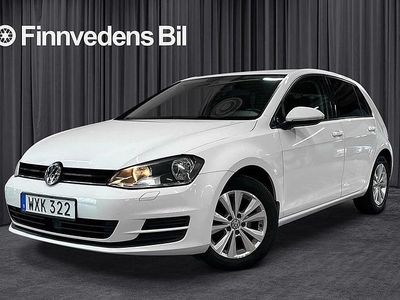 Vit Begagnad 2016 VW Golf VII Halvkombi | 119 000 kr (Marknadspris)
