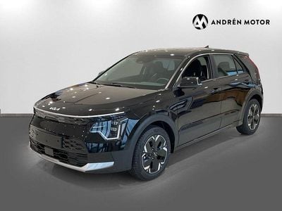 Svart Begagnad 2023 Kia e-Niro SUV | 399 900 kr (Dyr)