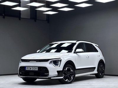 Begagnad Kia e-Niro Advance 150 kW (204 HK) 2022 Vit SUV