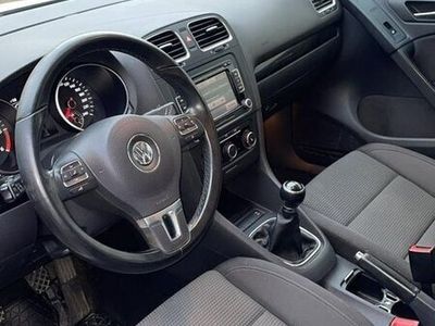 begagnad VW Golf 5-dörrar 1.6 TDI BlueMotion Design, Style, D