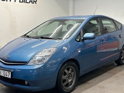 begagnad Toyota Prius 1.5 VVT-i + 3CM CVT automat Ny servad AUX