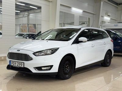 Begagnad Ford Focus Titanium 125 HK (91 kW) 2017 Vit Kombi