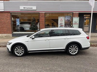 Vit Begagnad 2019 VW Passat Alltrack Kombi | 238 000 kr (Marknadspris)