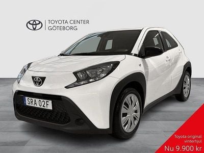 Vit Begagnad 2022 Toyota Aygo X Play SUV | 144 900 kr (Bra pris)