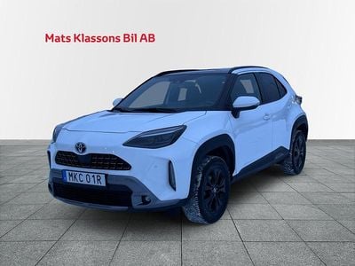 Vit Begagnad 2023 Toyota Yaris Hybrid | 334 000 kr