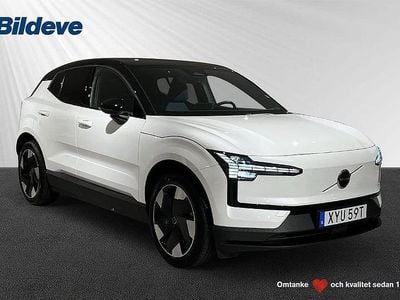 Vit Begagnad 2024 Volvo EX30 Plus SUV | 369 900 kr (Marknadspris)