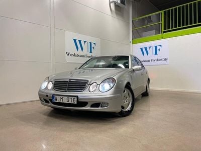 Begagnad Mercedes E200 164 HK (120 kW) 2004 Silver Sedan