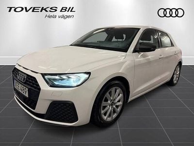 Cortinavit Begagnad 2022 Audi A1 Sportback Proline Halvkombi | 204 900 kr (Marknadspris)