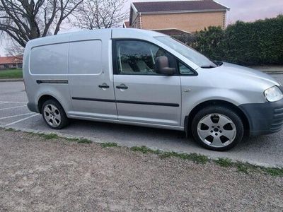 begagnad VW Caddy Maxi 2.0 TDI