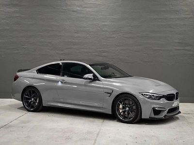 Begagnad BMW M4 460 HK (338 kW) 2018 Grå metallic / bmw individual lime rock grey Sportkupé