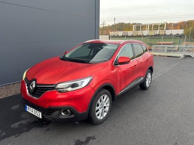 Begagnad Renault Kadjar LIMITED 111 HK (81 kW) 2015 Röd SUV