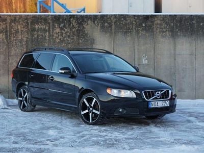 Svart Begagnad 2010 Volvo V70 Momentum Kombi | 99 000 kr (Marknadspris)