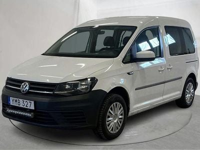 Vit Begagnad 2017 VW Caddy Life Minibuss | 99 000 kr (Marknadspris)