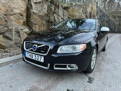 begagnad Volvo V70 1.6 DRIVe Momentum, R-Design Euro 5 ( UNIK )