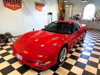 Röd Begagnad 2001 Chevrolet Corvette Sportkupé | 99 900 kr