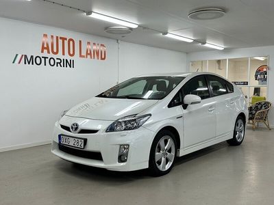 begagnad Toyota Prius Hybrid CVT/B-kam/GPS/136Hk/Head-up/SE UTR
