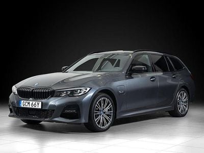 Begagnad BMW 330e M Sport 184 HK (135 kW) 2022 Grå Kombi