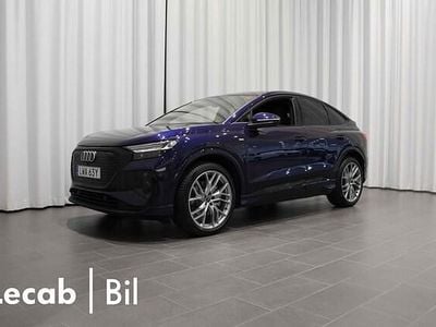 Blå (navarrablå metallic) Begagnad 2025 Audi Q4 Sportback e-tron S-Line SUV | 639 500 kr (Dyr)