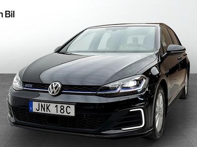 Begagnad VW Golf VII GTE 150 HK (110 kW) 2020 Svart