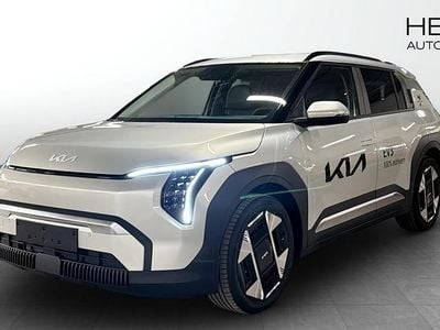 Grå Begagnad 2025 Kia EV3 Plus SUV | 459 900 kr (Marknadspris)