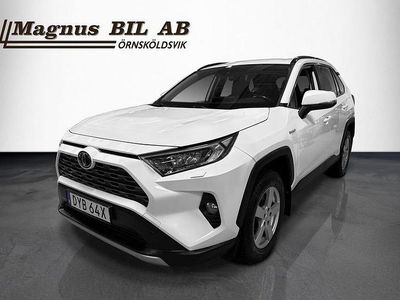 Vit Begagnad 2021 Toyota RAV4 Hybrid Active SUV | 269 900 kr (Marknadspris)