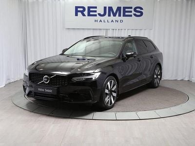 Begagnad Volvo V90 Plus 355 HK (261 kW) 2025 Svart Kombi