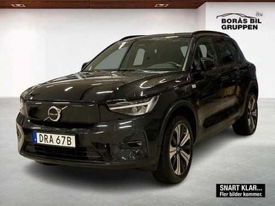 Svart Begagnad 2025 Volvo EX40 Plus SUV | 469 000 kr (Marknadspris)