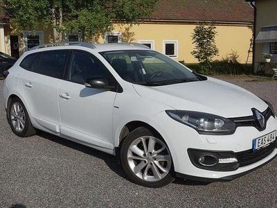 Begagnad Renault Mégane GrandTour LIMITED 110 HK (80 kW) 2014 Vit Kombi
