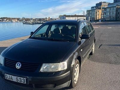 Begagnad 1999 VW Passat Kombi | 25 000 kr