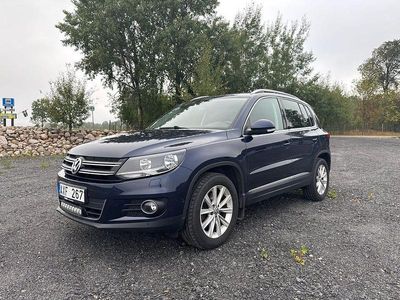 Mörkblå Begagnad 2013 VW Tiguan Sportline SUV | 148 500 kr (Lite dyr)