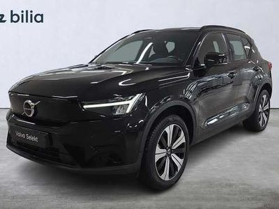 Svart Begagnad 2022 Volvo XC40 Pro SUV | 339 000 kr