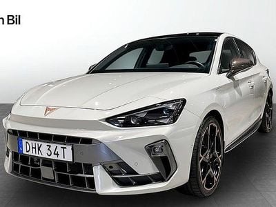 Begagnad Cupra Leon VZ 177 HK (130 kW) 2024 Grå (taiga grey) Kombi